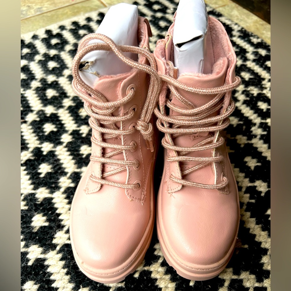 Girl toddler 10.5 H&M pink boots